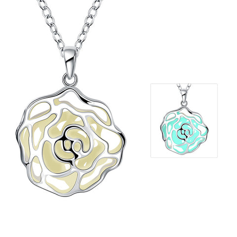 Glow in the dark romantic rose necklace - Wish Niche Collection